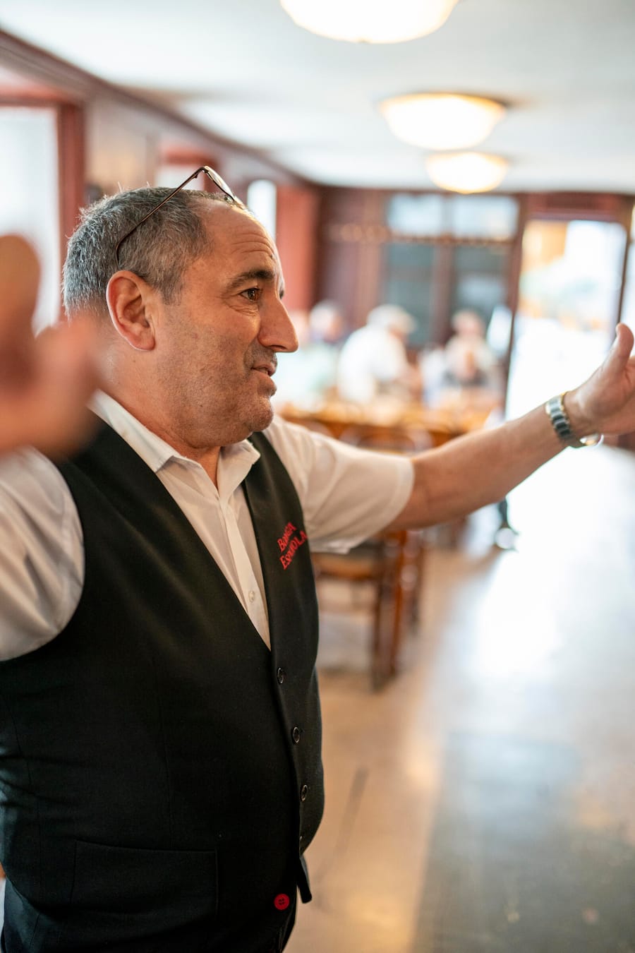 Bodega Espagnola, Kellner Santiago