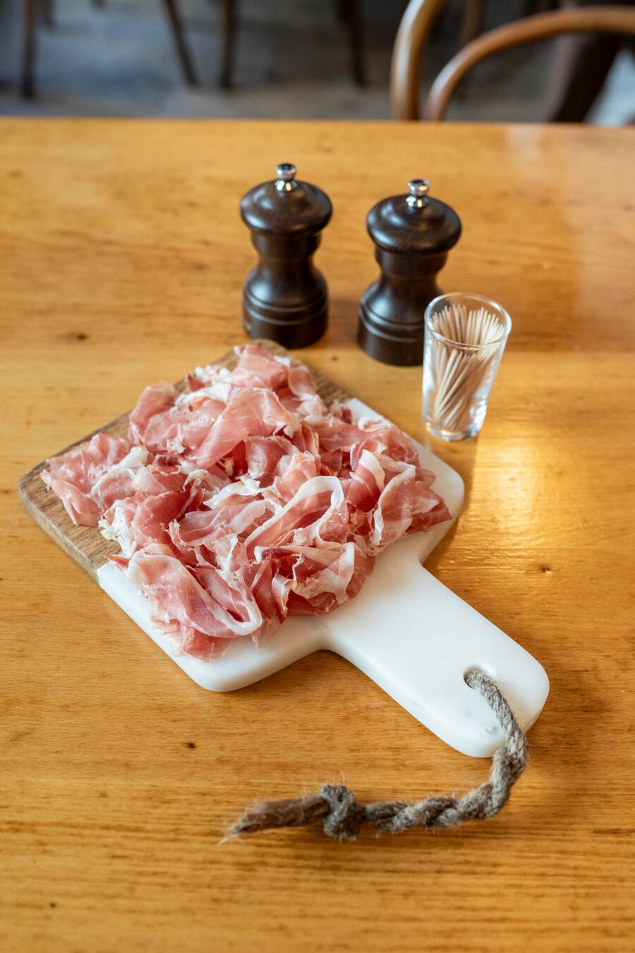 Bodega Espagnola, Jamon Serrano de MalagÃ