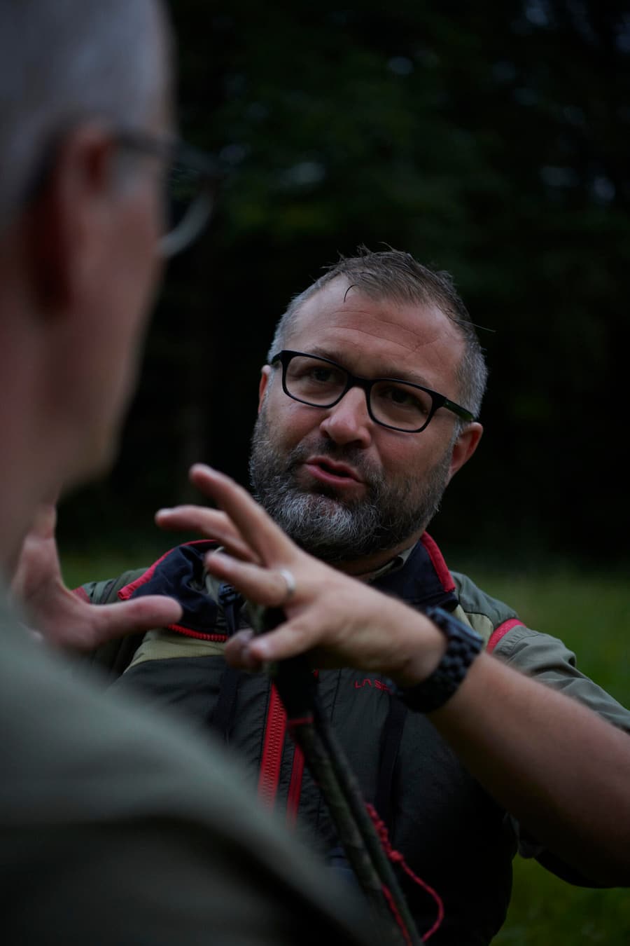 Böni Tranchiert im Gasthof Bären und ist mit Christian Mutschler auf Pirsch