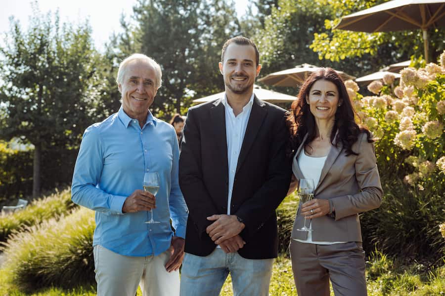 Stephan, Yannick, Angelika Hollenstein