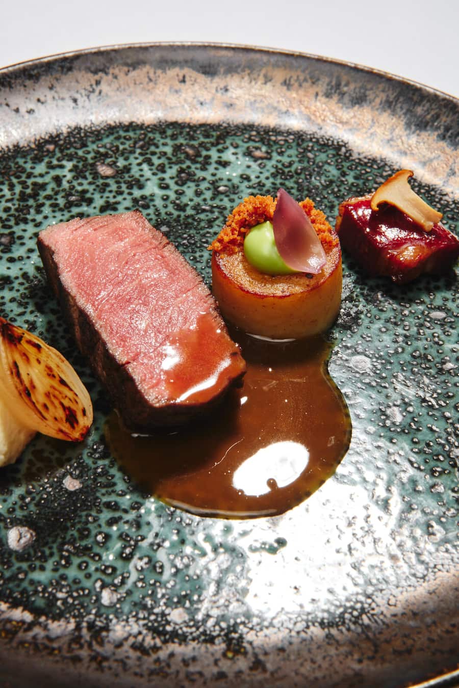 Gault Millau; Vitznauerhof - Zwiebelcreme, Rigi Beeffilet, Kartoffel Fendant, Rigi Brisketbeef mit Pfifferling