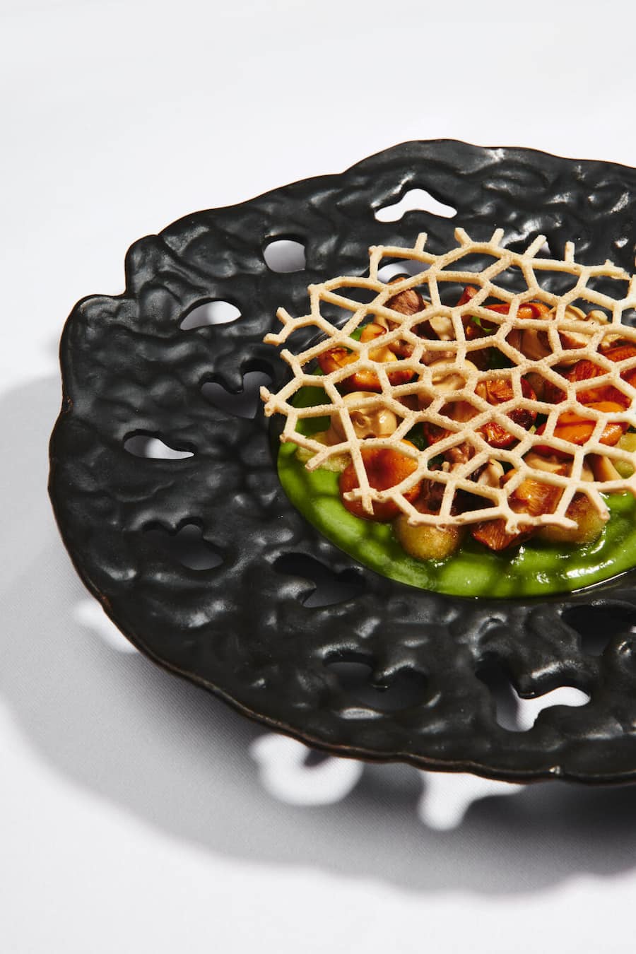 Gault Millau; Vitznauerhof - Gnocchi, Beurre Noisette, Mangoldblatt, Pfifferlinge, Steinpilz