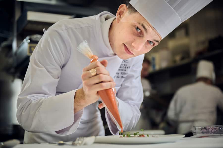 Danny Khezzar, Bayview Genève