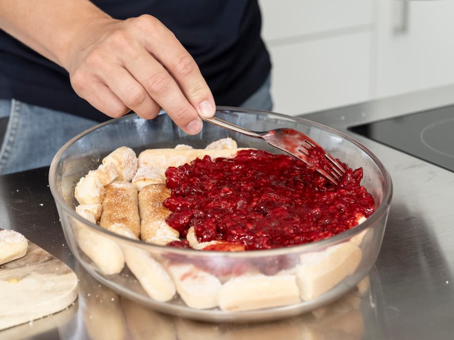 Camille Rast tiramisu framboise GaultMillau Magazine