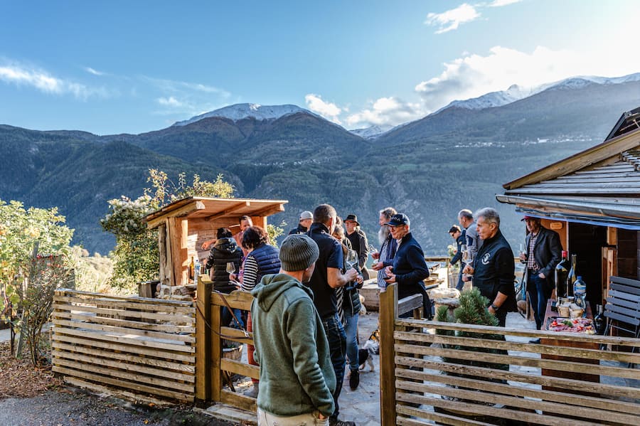 Stimmungsbild mit der Gruppe bei der Degustation