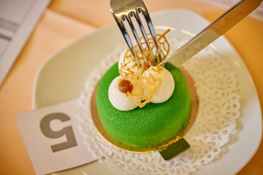 Corentin Comte finale romande et tessinoise des apprentis pâtissiers-confiseurs L'illustré