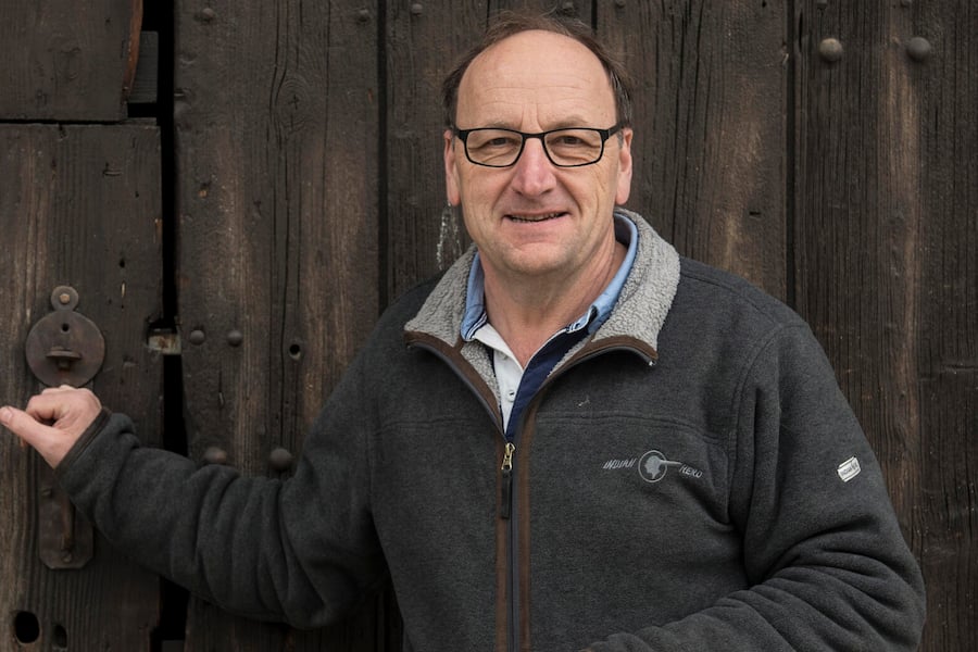 Nicolas Bonnet, Winzer und Mitglied Cave de Geneve,Satigny, Genf, GenÃve, Schweiz, Suisse, Svizzera,Switzerland, Domaine de la Comtesse Eldegarde, Nicolas Bonnet, Winzer und Mitglied Cave de Geneve, Satigny, Genf, Genève, Schweiz © Hans-Peter Siffert