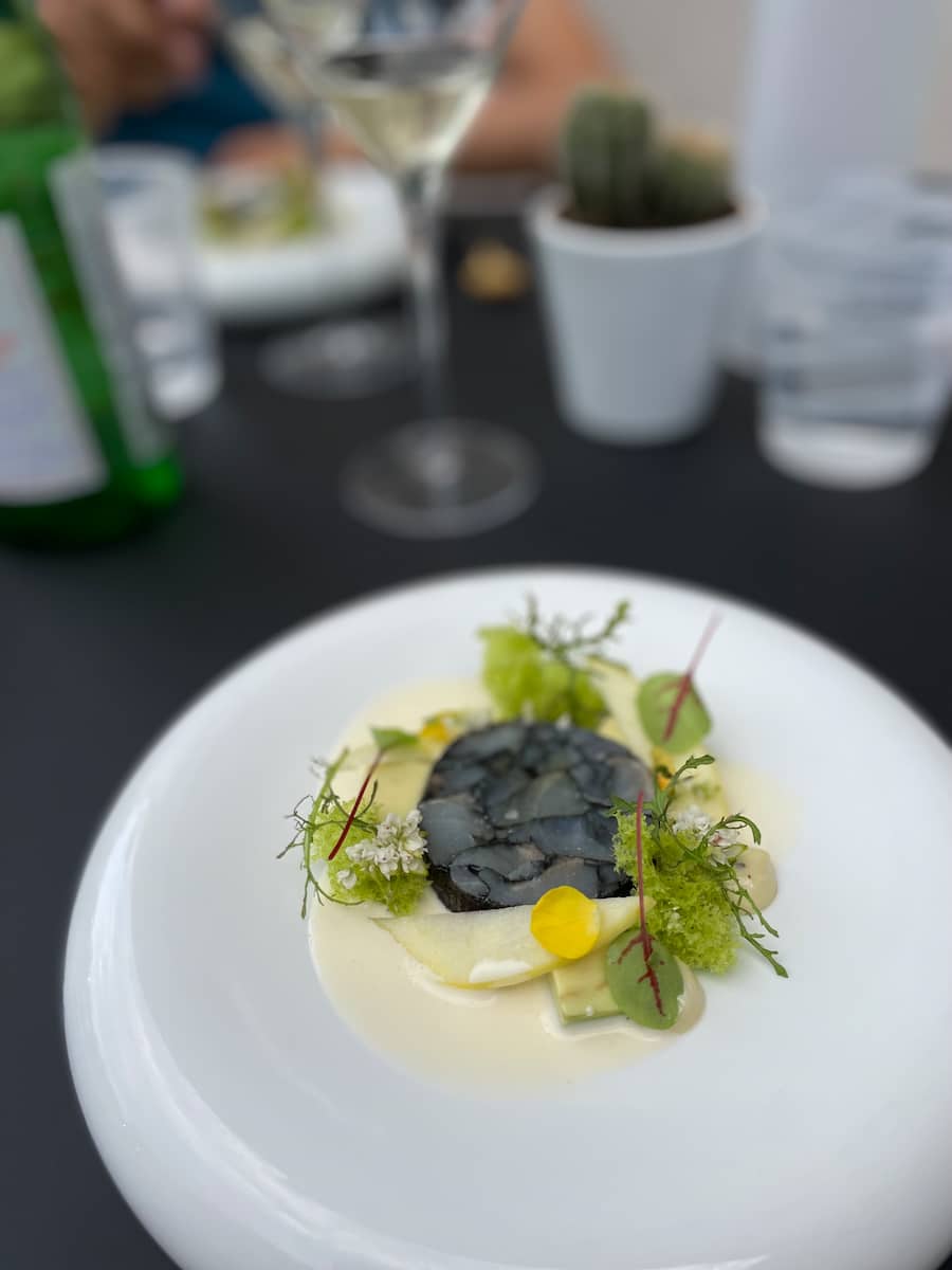 Restaurant De La Tour Bienne Biel GaultMillau Channel GaultMillau Magazine Gerardo Metta