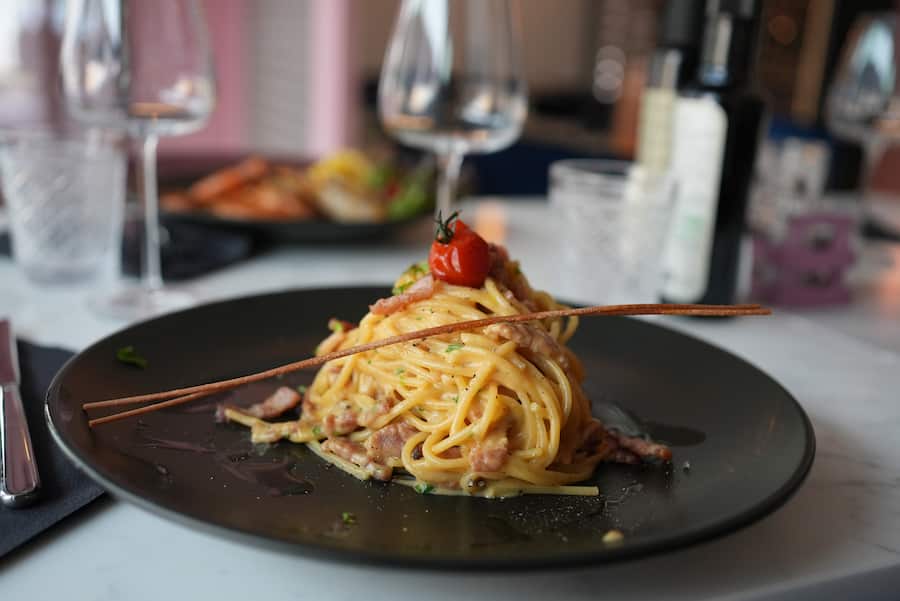 GAULTMILLAU-CHANNEL-GENEVE-PAQUIS-SANTA-LUCIA-PIZZAS-PASTA