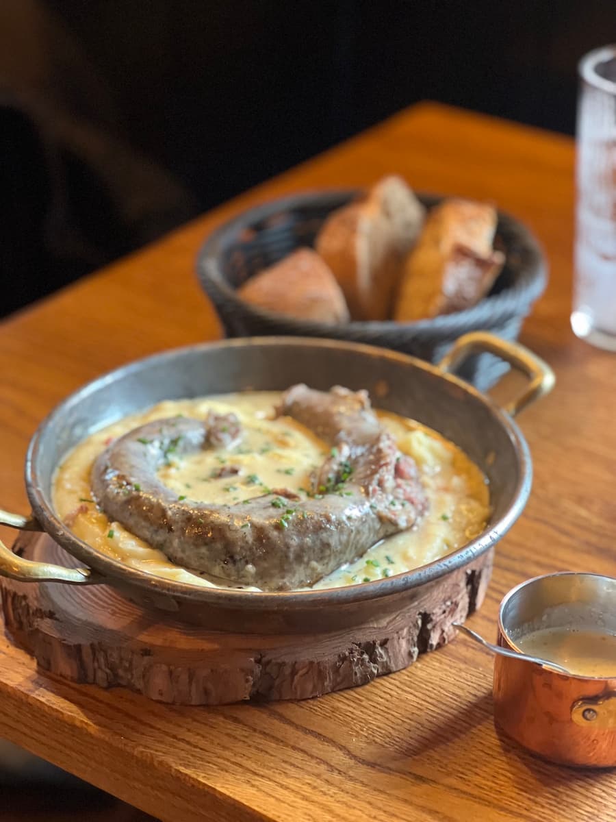 GAULTMILLAU-CHANNEL-SUISSE-CAROUGE-GENEVE-GUEUELTON