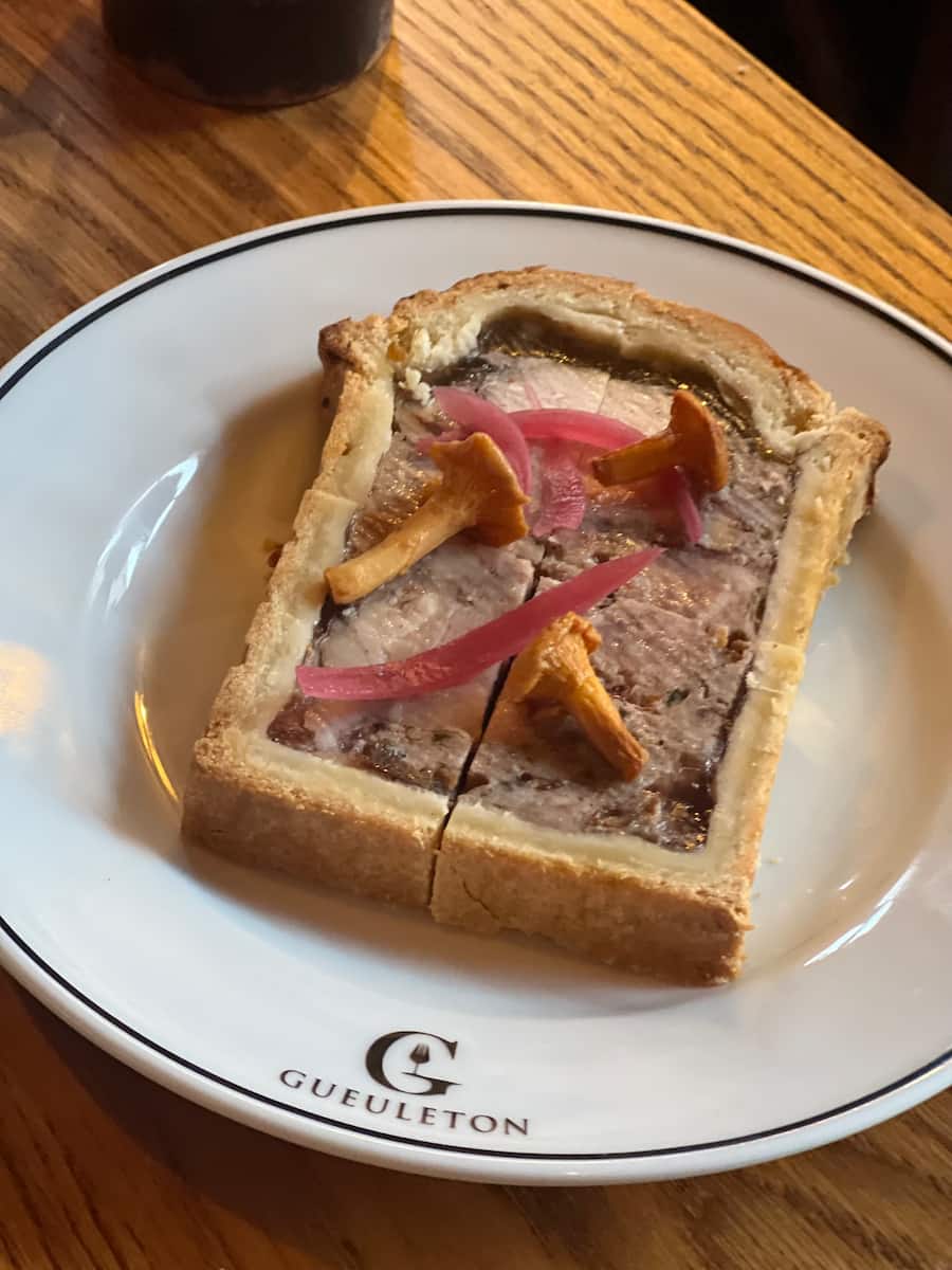 GAULTMILLAU-CHANNEL-SUISSE-CAROUGE-GENEVE-GUEUELTON