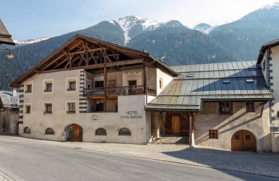 hôtel Chasa Chalavaina