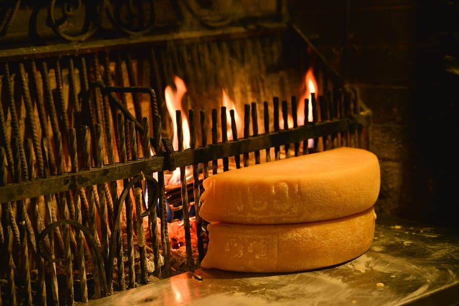 Vieux Villars (Raclette feu de bois)