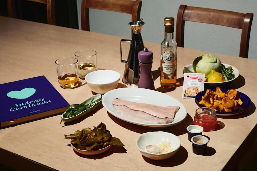 GMC: Böniger tranchiert Pure Tiefe das neue Fisch-Kochbuch von Andreas Caminada, Zürich, ZH