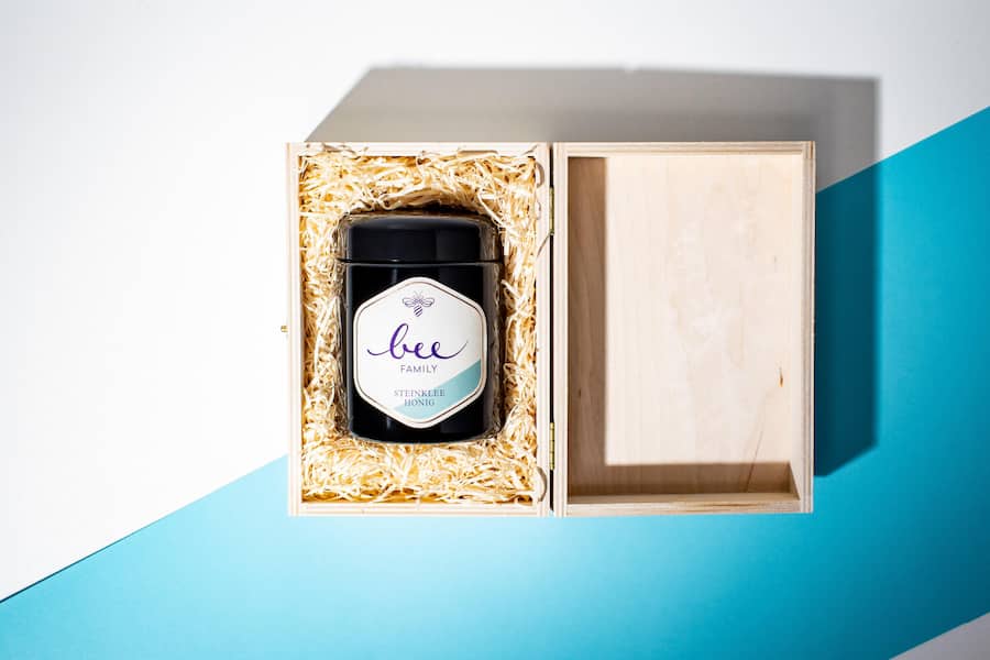 bee Family - Steinklee Honig