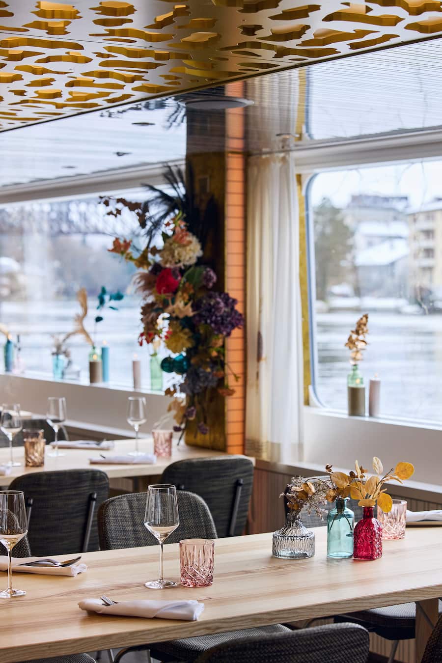 Interior Pop-up, MS Arenenberg, Schifflände Schaffhausen, Moses Ceylan, Orientalische âMama Küche"