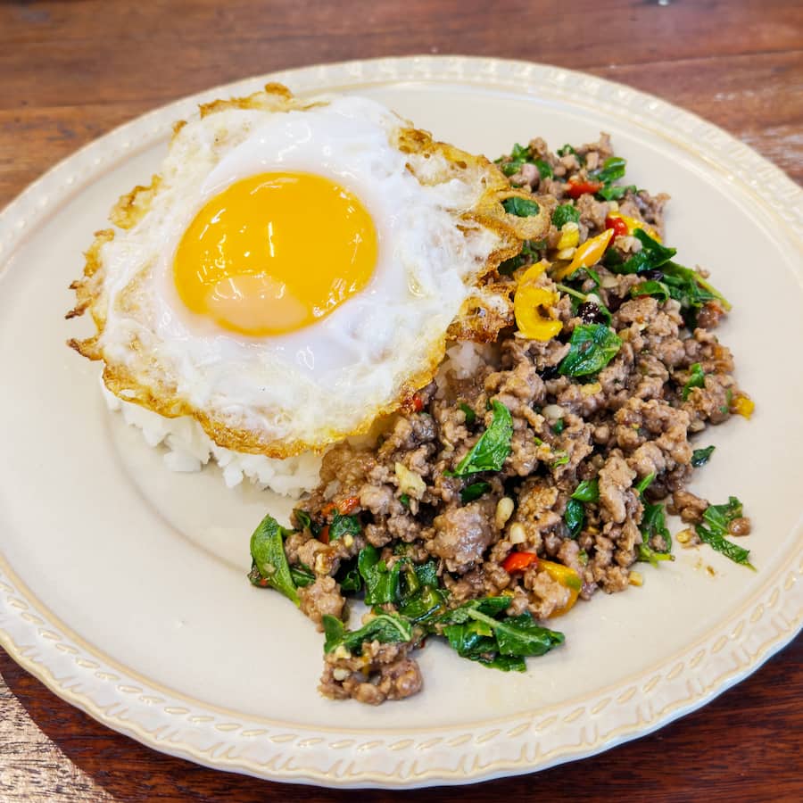 Pad Krapao Bangkok Gapow Tapae