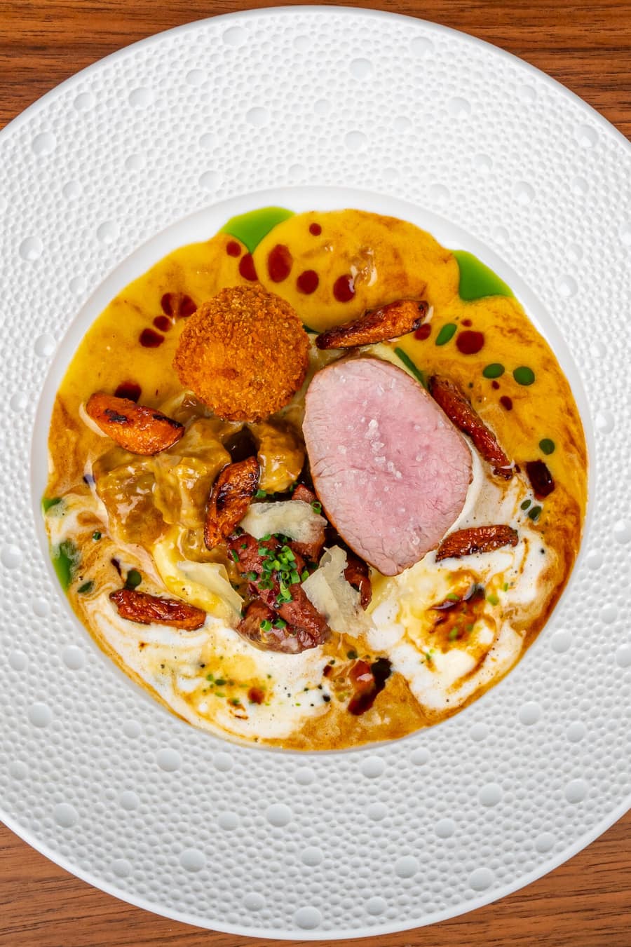 Stefan Beer, Restaurant Radius, Gericht: Sylvester Hauptgang: «Köstlichkeiten vom hiesigen Kalb â Konoflinger Safran und den Ingwer von Frederic (Fredo) Amstutz».