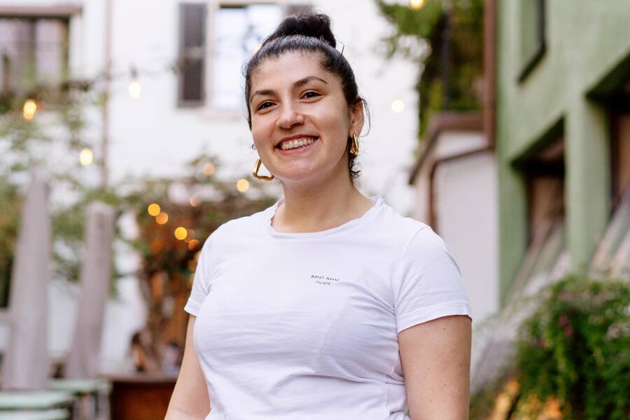 Elif Oskan vom Restaurant Gül in Zürich für Coop Fooby