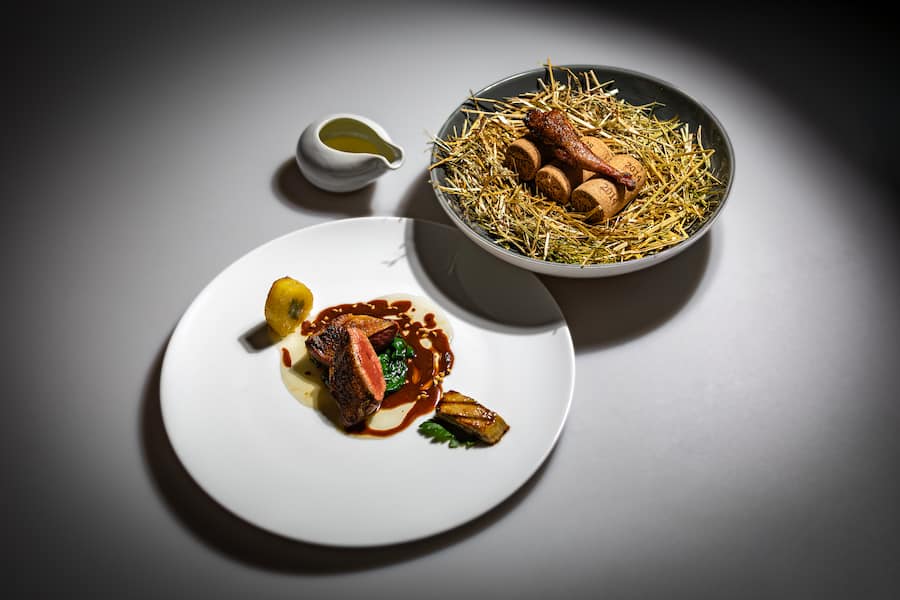 Hôtel DuPeyrou Edmond Bavois Neuchâtel mois 100% champagne