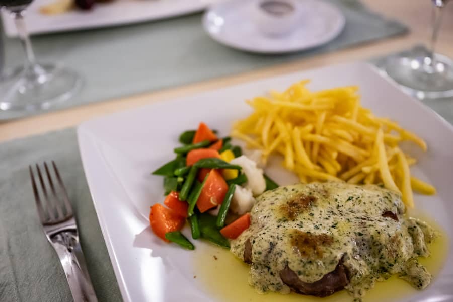 Laax: Das «Mulania» ist jetzt eine Brasserie | GaultMillau
