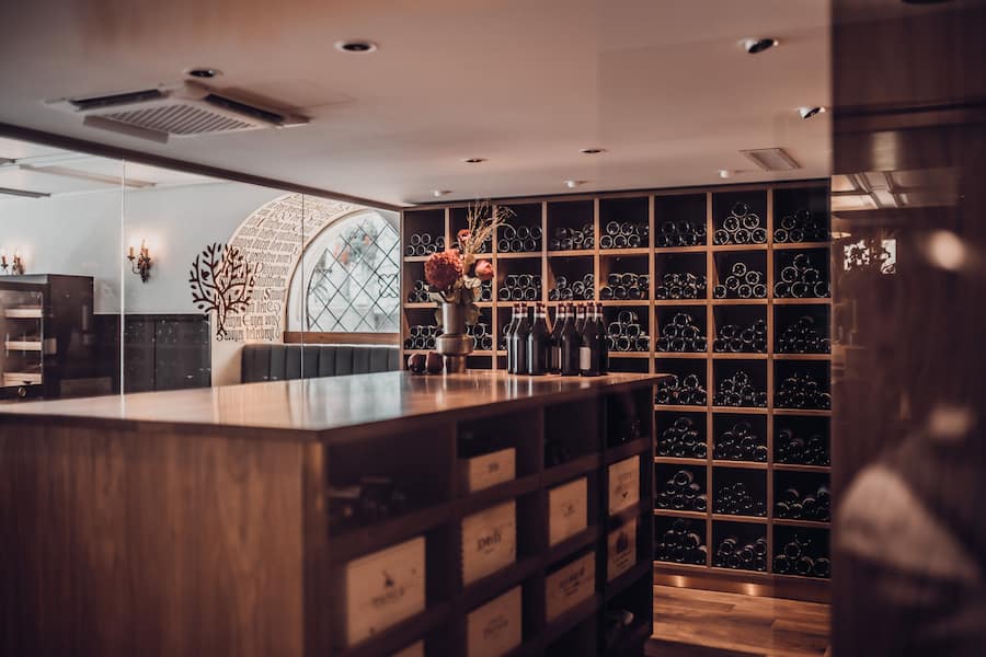 Paradies Baden, Restaurant, AG