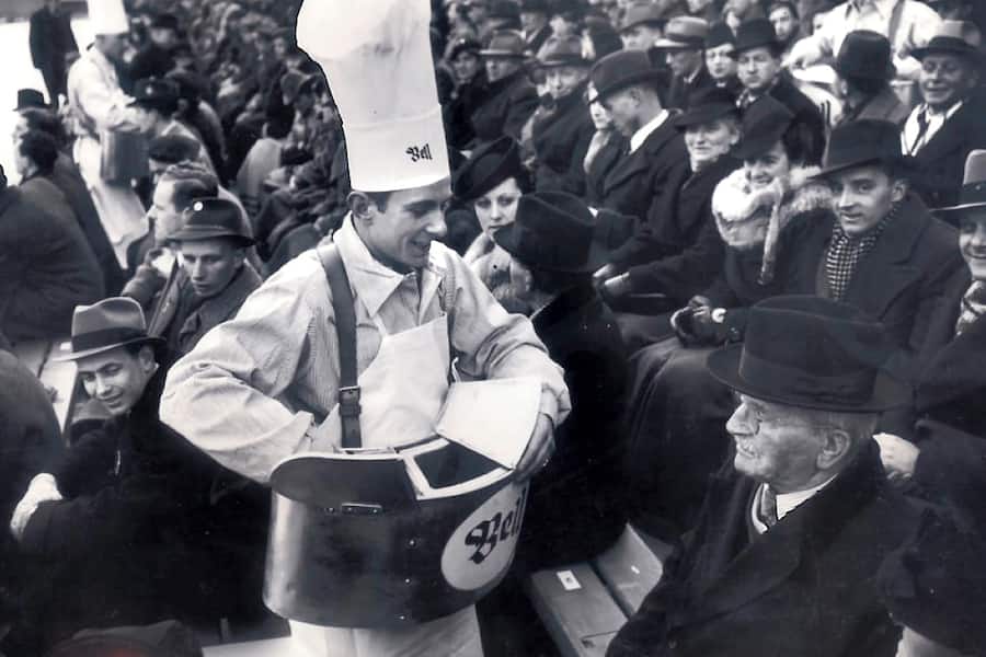 100 Jahre Bell Würstliverkäufer