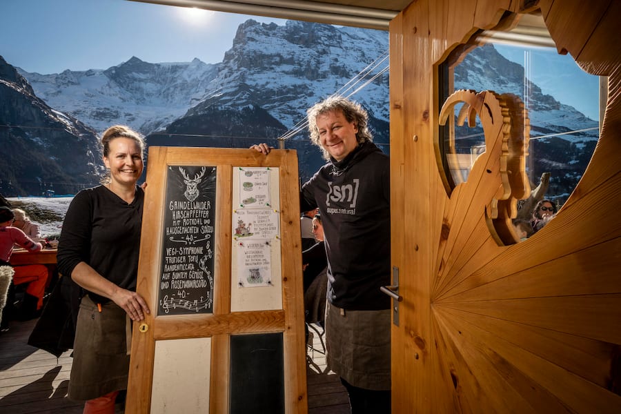 Café 3692 Myriam und Bruno Kaufmann. Aufgenommen im Januar 2024 ©David Birri