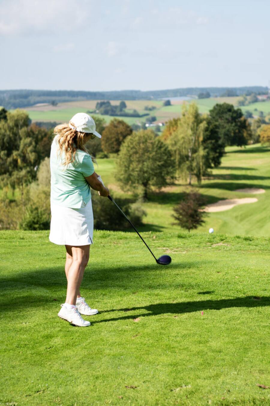 Die Schweizer Flussschiff-Reederei Excellence präsentiert ihre alljährliche Golfturnier-Flussreise. Diesmal cruisen die golfbegeisterten Gäste der Excellence Golf Trophy von Green zu Green, quer durch Bayern und Franken.