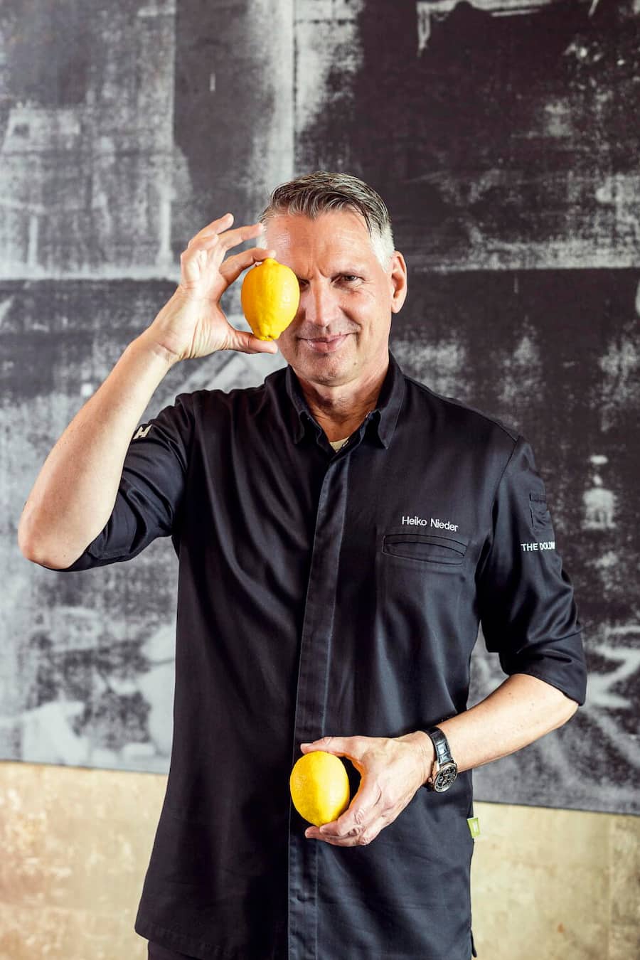 2023: Krug x Lemon ist in diesem Sommer in der Krug Lounge des Fünf-Sterne-Hauses The Dolder Grand vertreten, wo Chefkoch Heiko Nieder seine fruchtig-frischen Kreationen rund um die Zitrone präsentiert