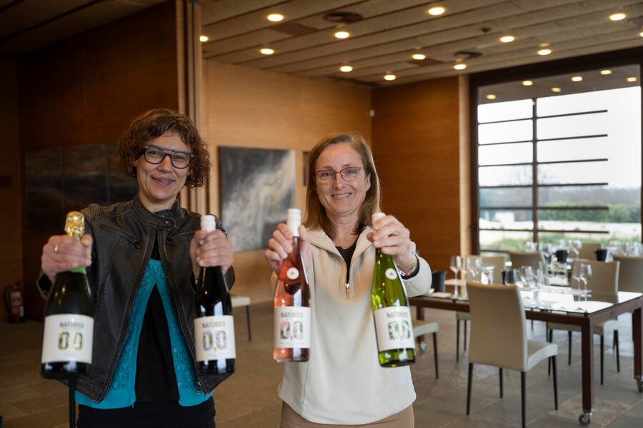 Natureo, Wein ohne Alkohol: Montse Rosell (winemaker) und Mireia Torres, Direktorin für Inovation
