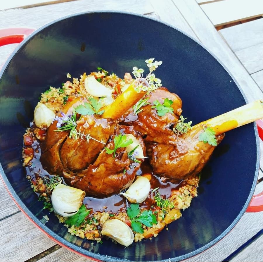 Auberge de l'Ours, Vers L'Église, carte de début de printemps