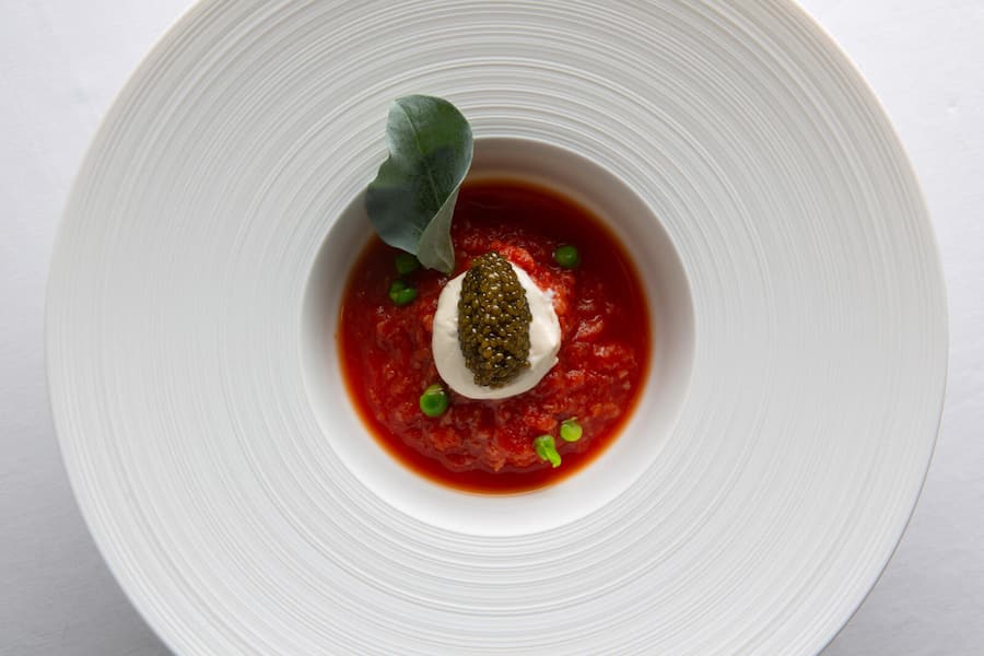 Balik Bloody Mary, Erbsenmiso, Prunier Kaviar (André Jäger)