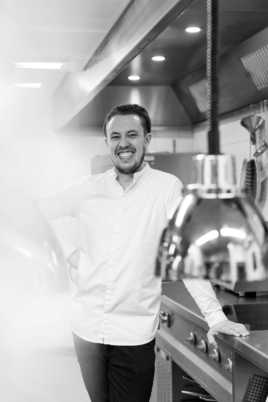 Niklas Schneider Paradies Baden