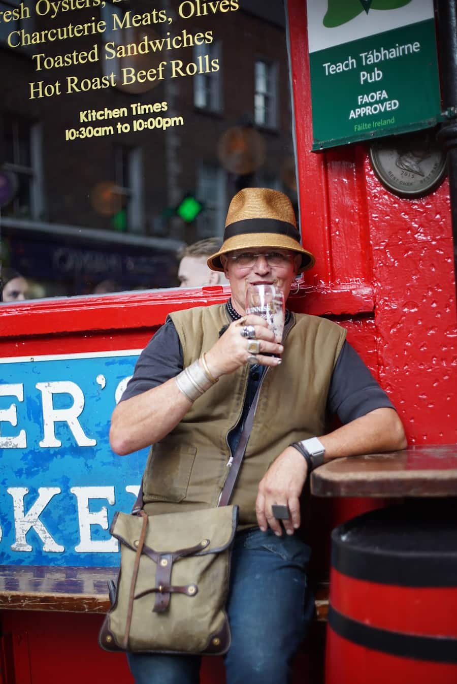 Stefan Wiesner alias der Hexer aus dem Entlebuch bei Kitchen Impossible mit Tim Mälzer auf Vox