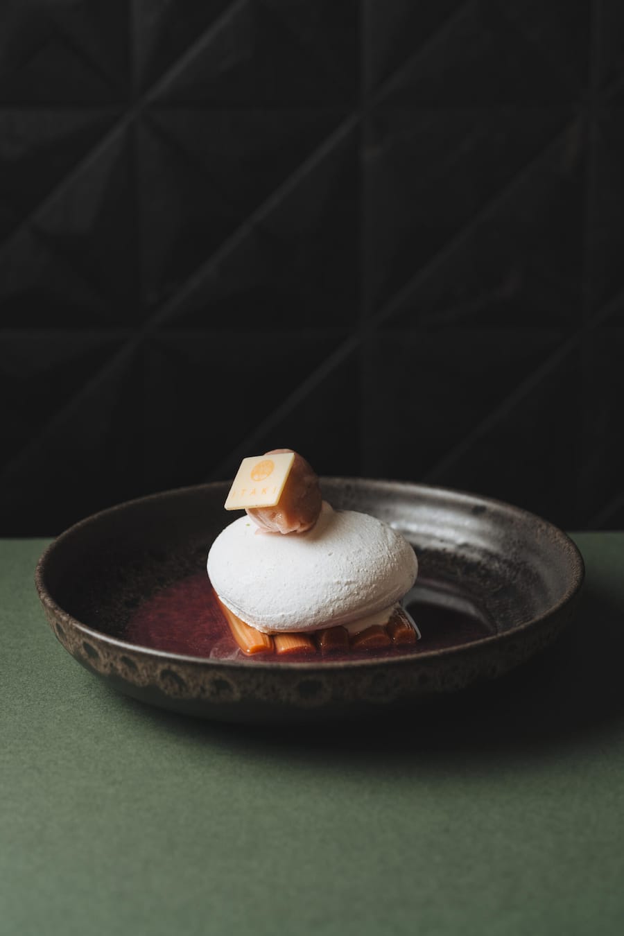 Rhabarber und Joghurt - ITAKI Feusisberg - April 2024 - Copyright Olivia Pulver