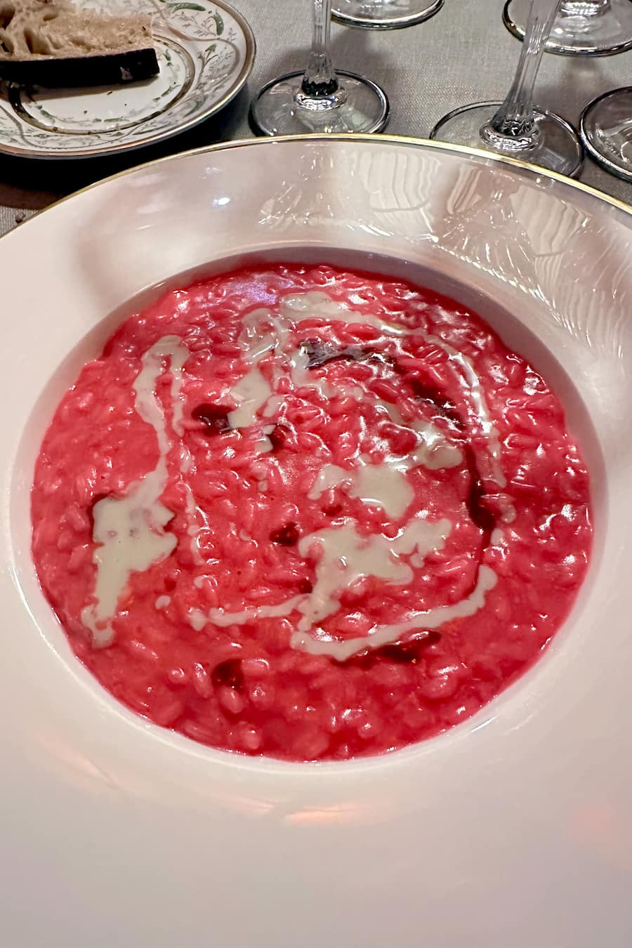 50 Jahre JRE Die Schweizer Chefs in Paris! GaultMillau