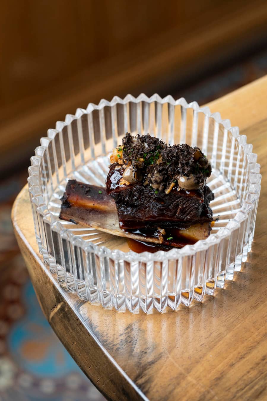 Restaurant Siemis Weinfelden, Short rib vom Rind mit karamellisierter Zwiebel, Trüffel und Jus