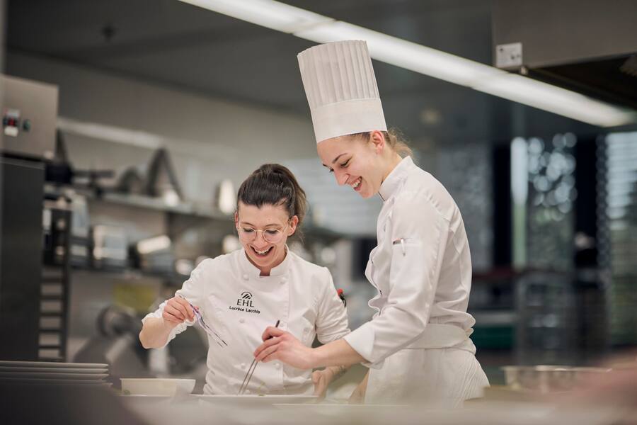 Souper UBS à 4 mains avec Guy Ravet et Lucrèce Lacchio au berceaux des sens à l'EHL, mardi 30 avril 2024 à Lausanne. (© Gabriel Monnet)
