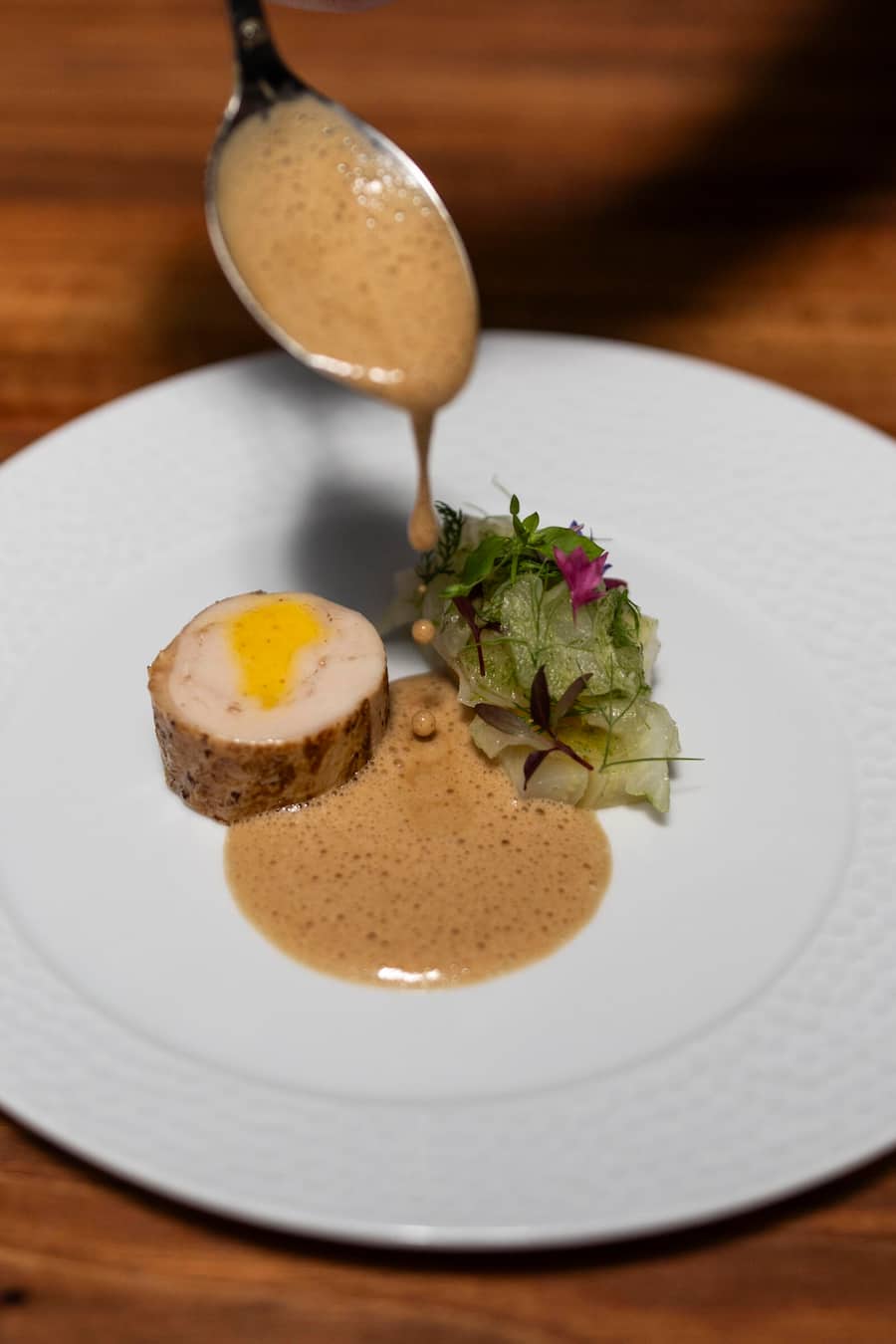 22.05.2024: Basel: GMC Nespresso Dinner bei Pascal Steffen im Restaurant Roots:Fenchel, Ribelmaispoularede Arpeggio. © Valeriano Di Domenico