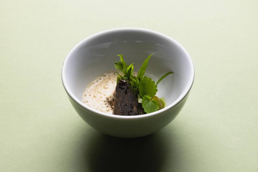 Magdalena, Kitchen Party, 2024, Benoît Carcenat, La Table du Valrose, stuffed morel mushroom, mountain herbs, green curry, shellfish