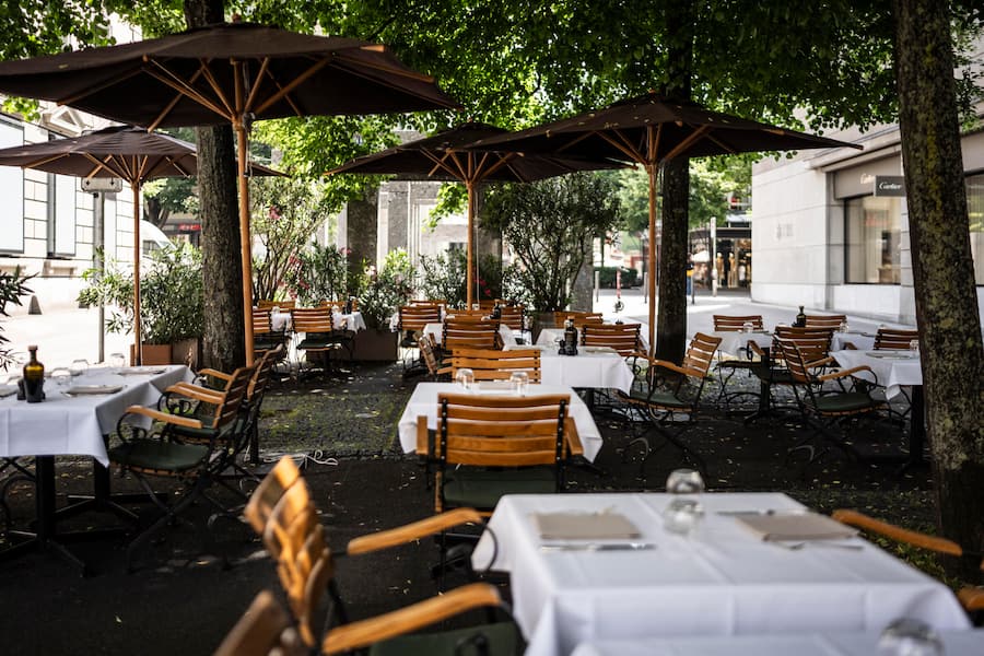 06.06.2024; Zürich: GMC Fratelli Bordone im Ristorante «Ornellaia»; Ãbersicht des neuen Garten vor dem Ristorante «Ornellaiaâ. © Valeriano Di Domenico