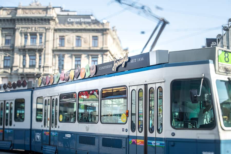 Sprüngli Tramm Paradeplatz