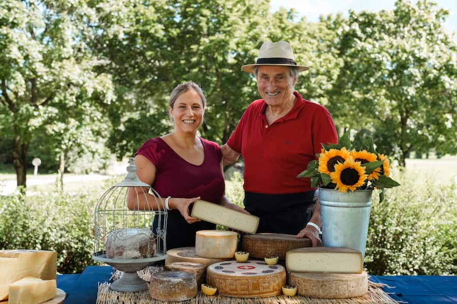 Tochter Muriel und Rolf Beeler - Käse - GaultMillau Garden Party 2023 - Bad Ragaz - 13. August 2023 - Copyright Olivia Pulver