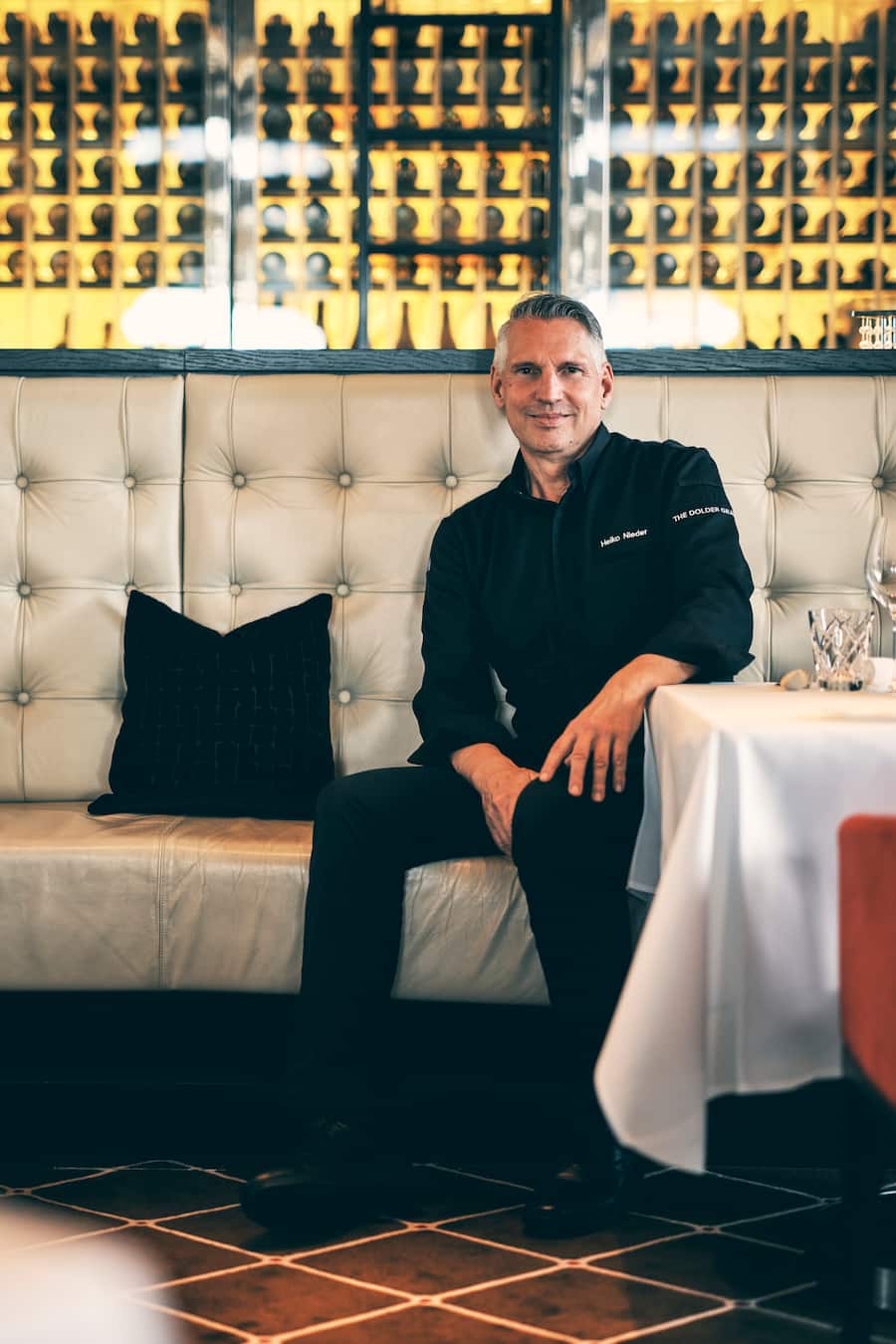 HO via Les Grandes Tables de Suisse, Byline Adrian Ehrbar