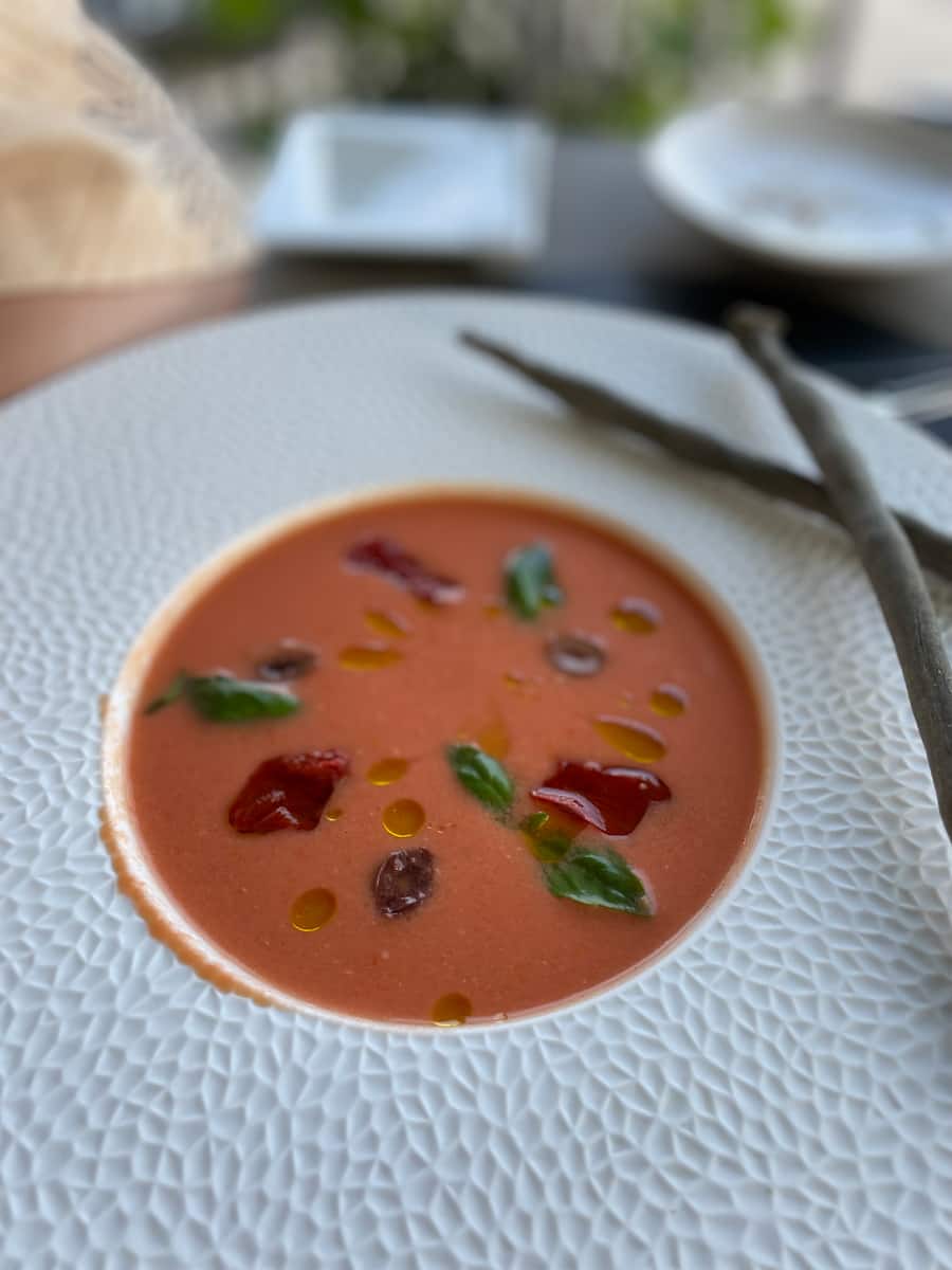 Julien Ostertag Là-Haut Chardonne