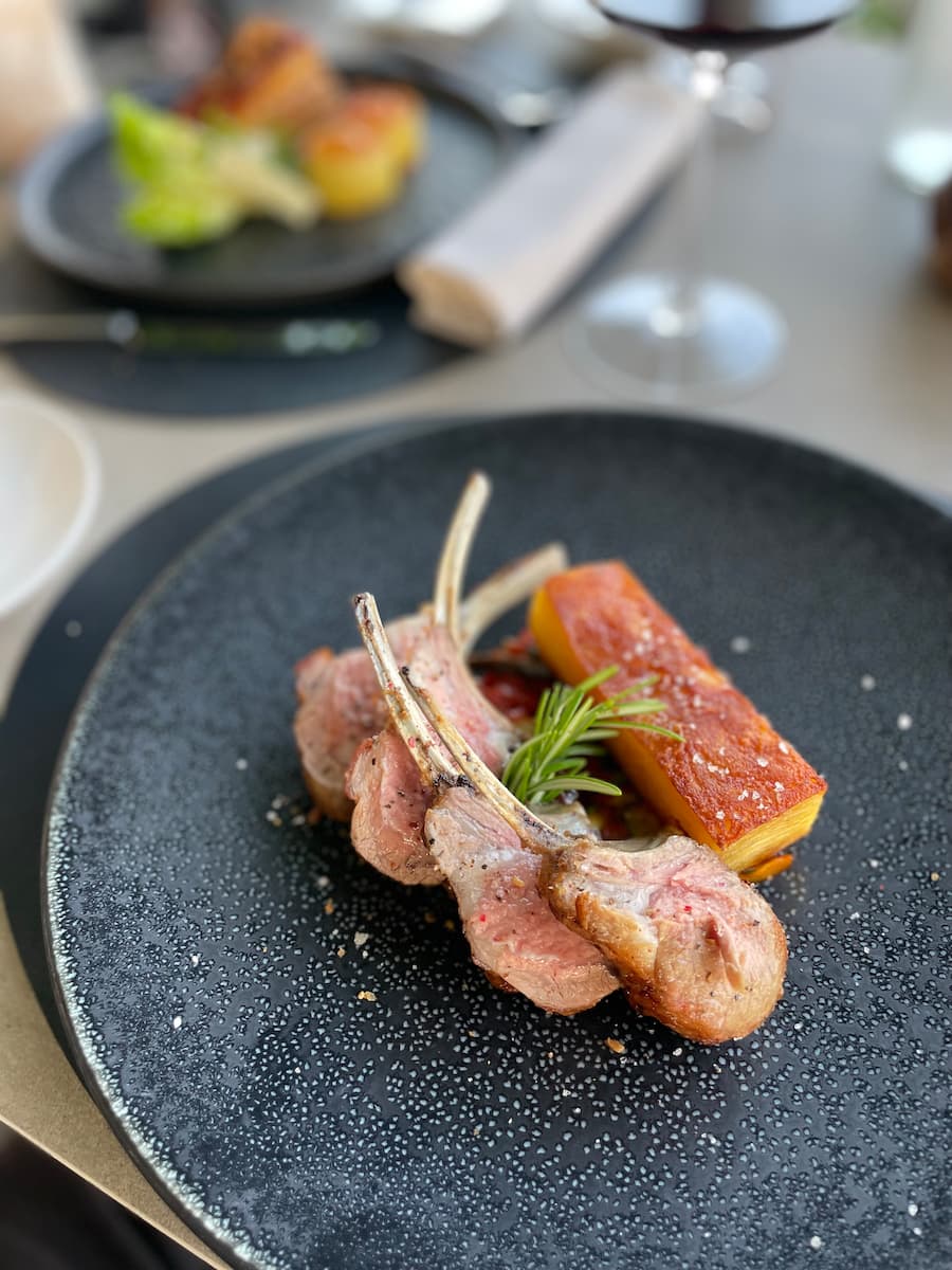 Julien Ostertag Là-Haut Chardonne