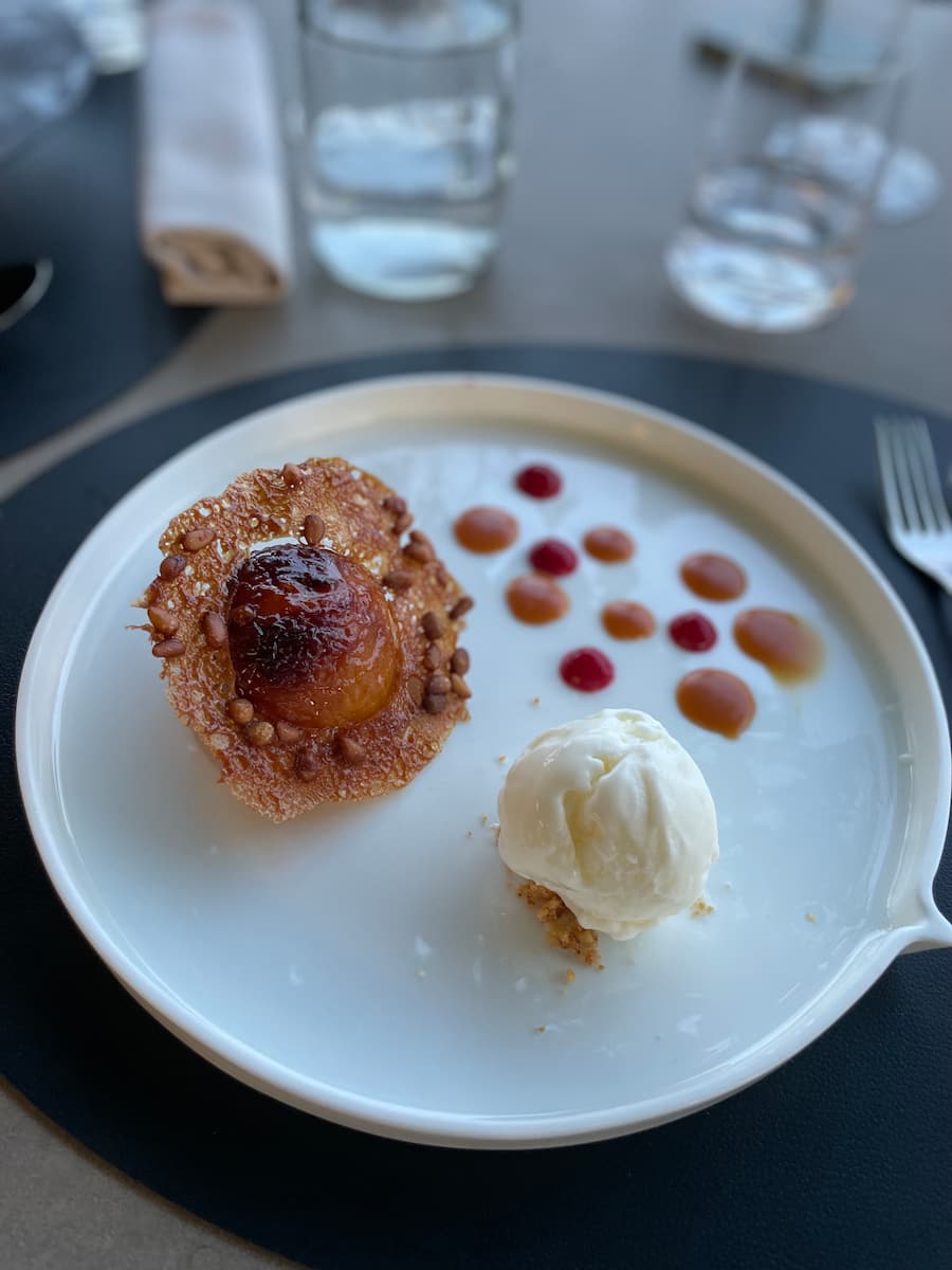 Julien Ostertag Là-Haut Chardonne