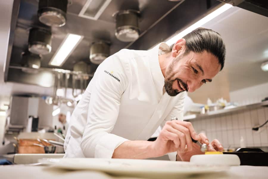 HO via Les Grandes Tables de Suisse, Byline Adrian Ehrbar