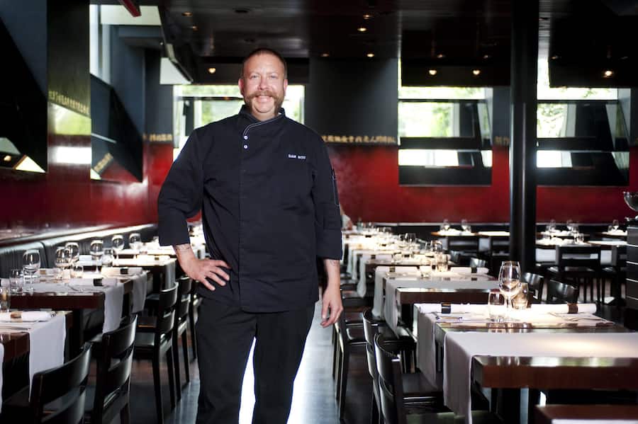 Koch Andrew Clayton im Restaurant Bam Bou in Luzern.